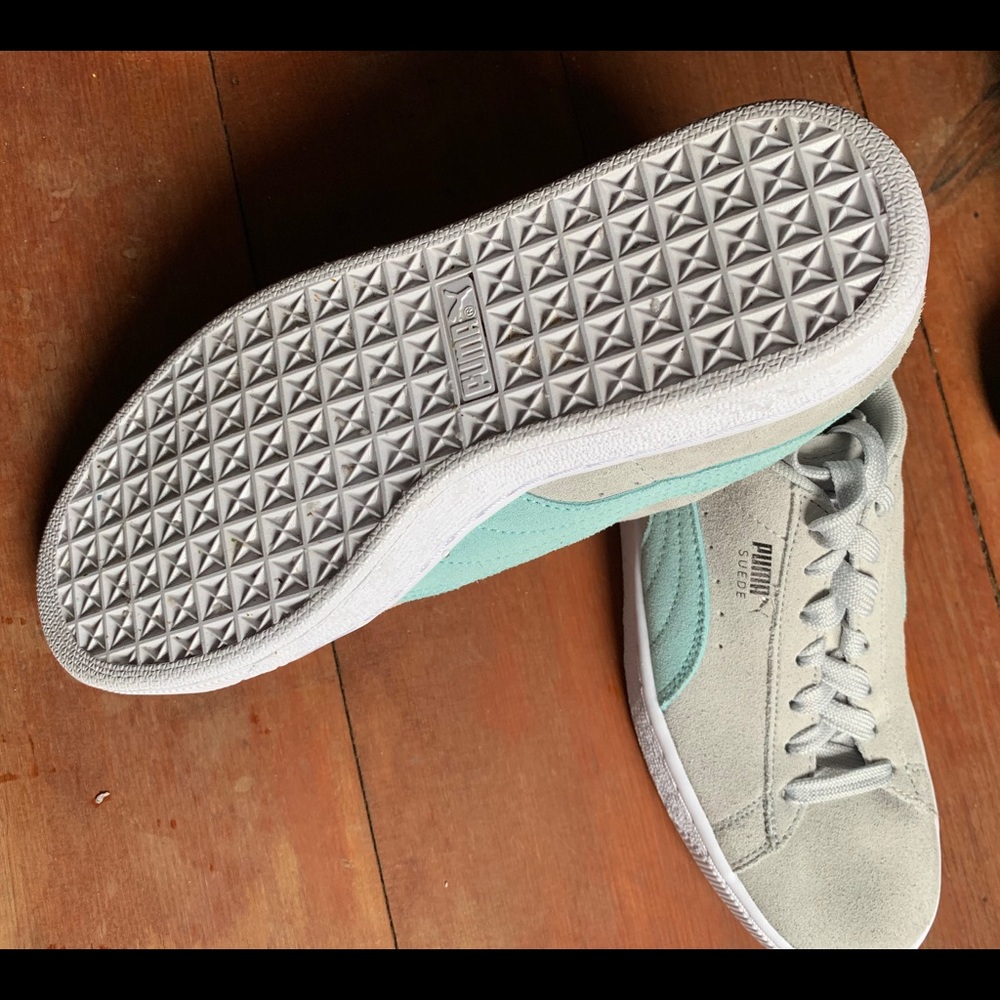 PUMA Suede Women’s shoes